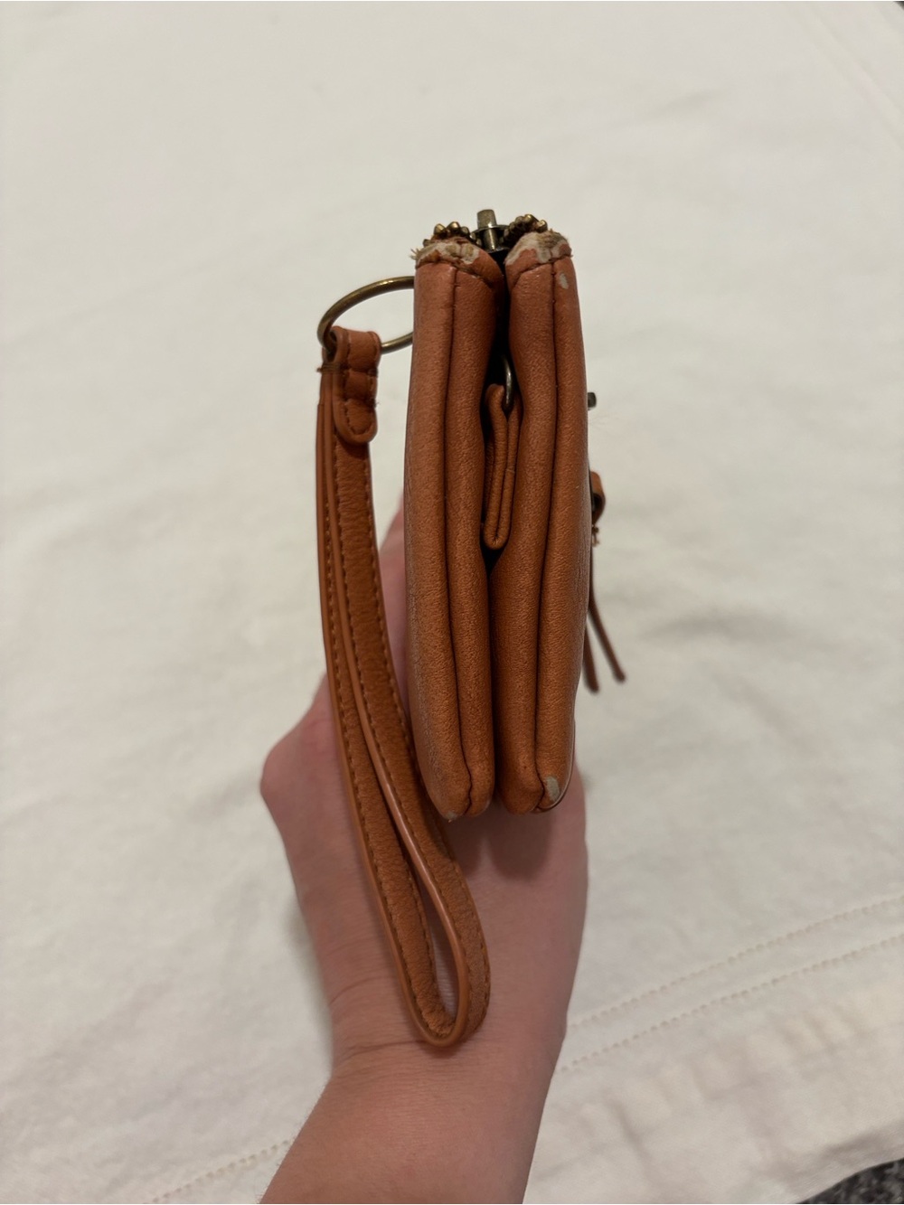 Universal Thread Wallet - Picture 7 of 14